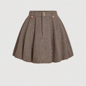 Stylish Houndstooth Skirt with Gold Buttons